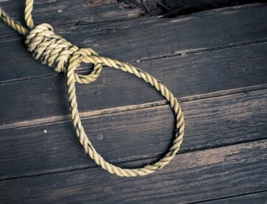Χανιά: Νέα αυτοκτονία σοκάρει την Κρήτη - 60χρονη κρεμάστηκε με σκοινί στο σπίτι της!